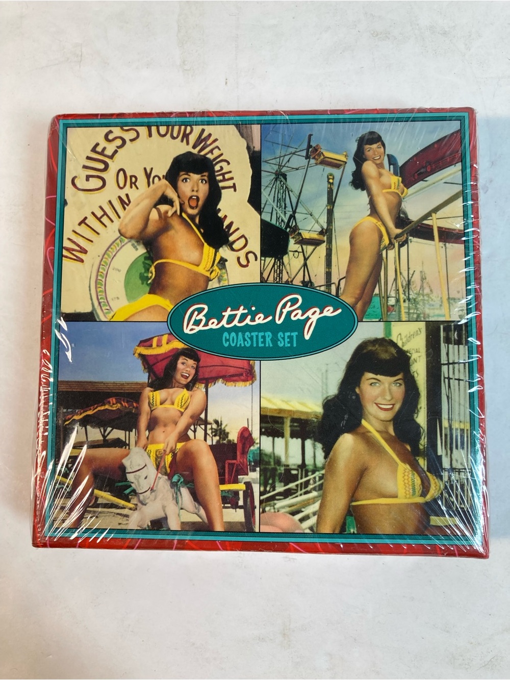 Bettie Page 1950’s Pin Up Girl Sealed Coaster Set Of 4 Dark Horse Comics